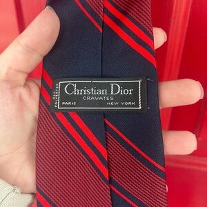 Christian Dior Cravates Paris New York Men's Tie Red Blue Stripes